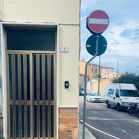 Camera In Centro Storico Olbia Exterior photo
